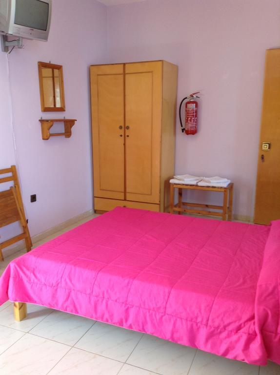 Noufaro Studios Karfas Quarto foto